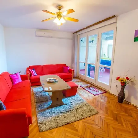 Duplex - In Center Apartment