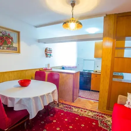 Duplex - In Center Apartment