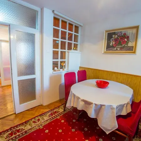 Duplex - In Center *