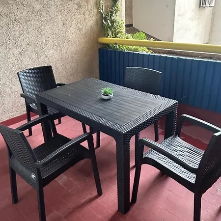 Duplex - In Center アパート モスタル